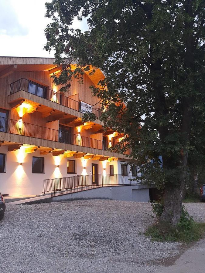 Отель Garni Lindenhof Брунико Экстерьер фото